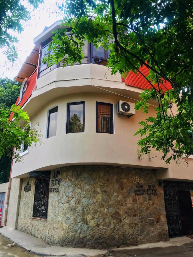 My Cityhotel Тбілісі Екстер'єр фото