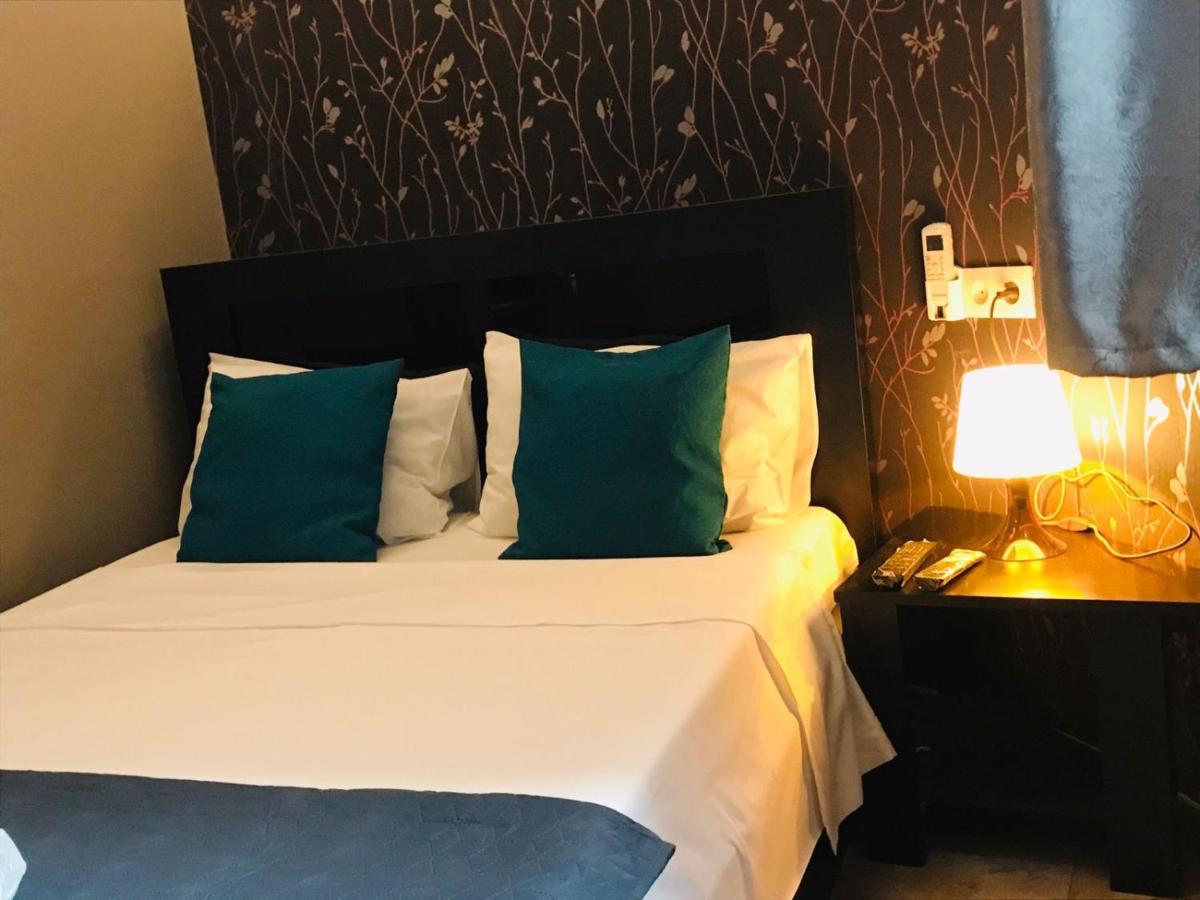 My Cityhotel Тбілісі Екстер'єр фото